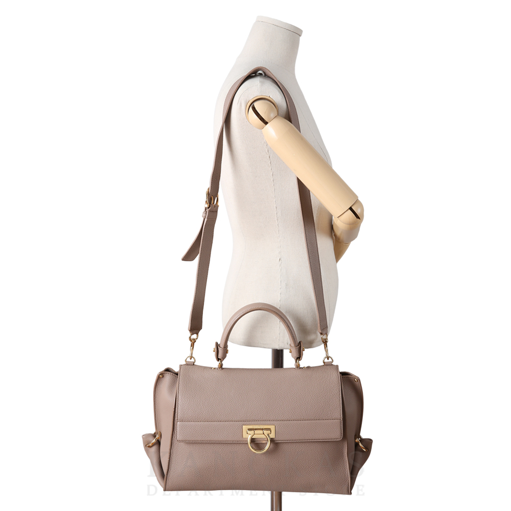 FERRAGAMO(USED)페레가모 레더 소피아 토트백